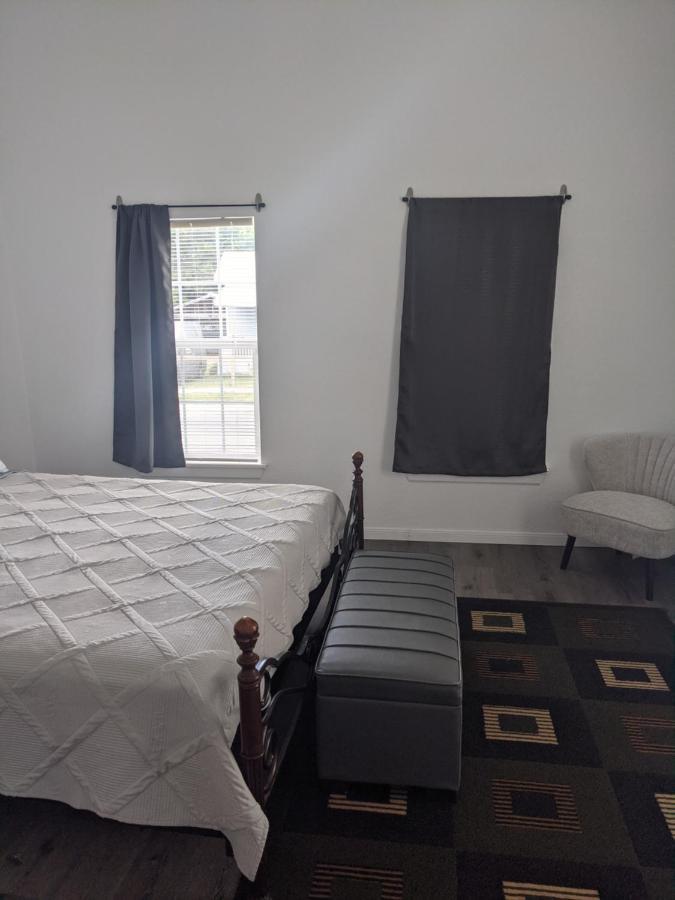 Cozy *Downtown Getaway* Villa San Antonio Exteriör bild