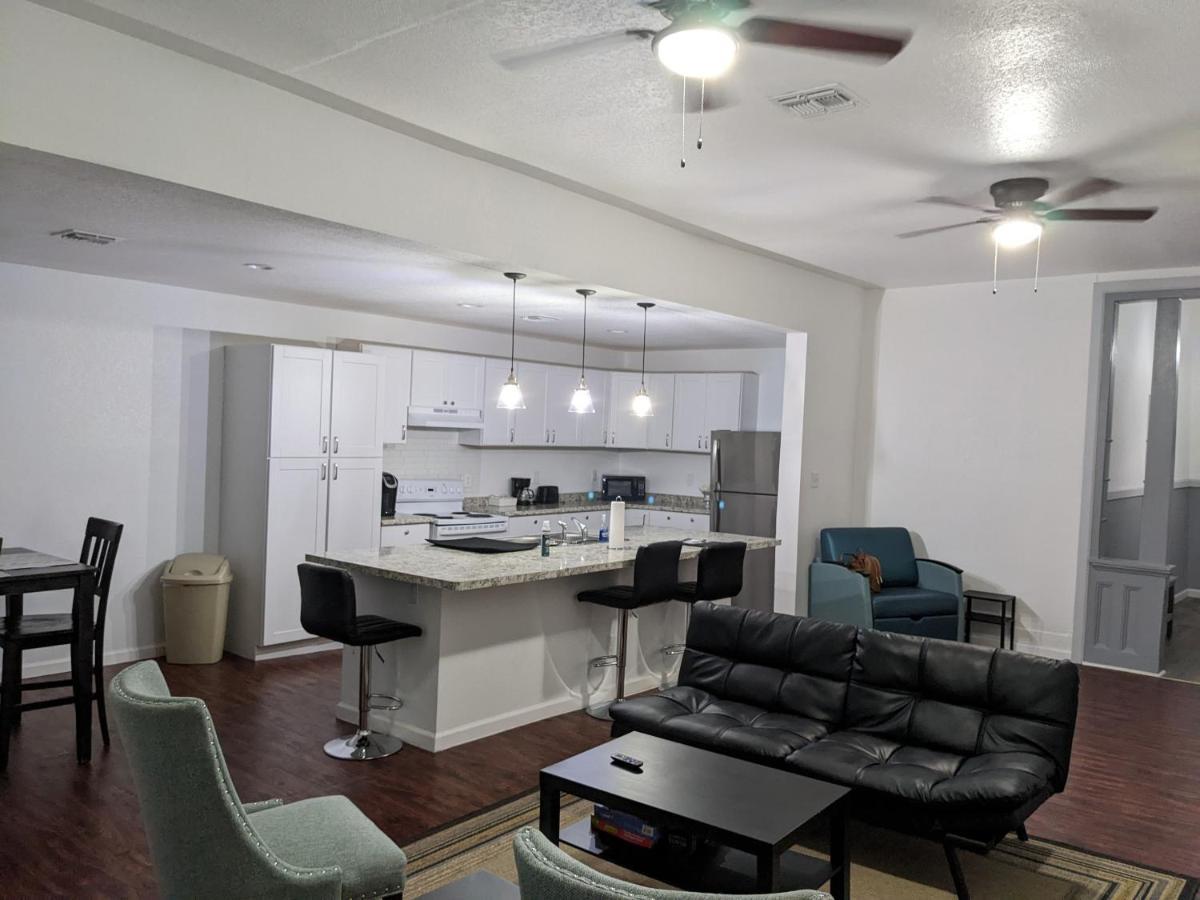 Cozy *Downtown Getaway* Villa San Antonio Exteriör bild